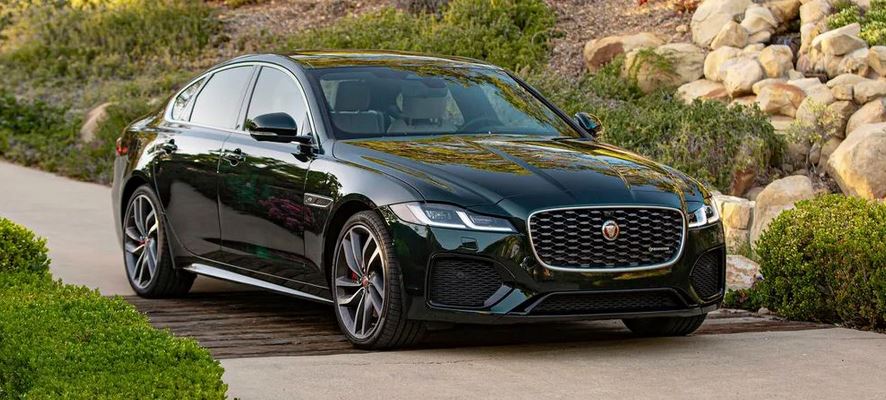 نقد و بررسی Jaguar XF