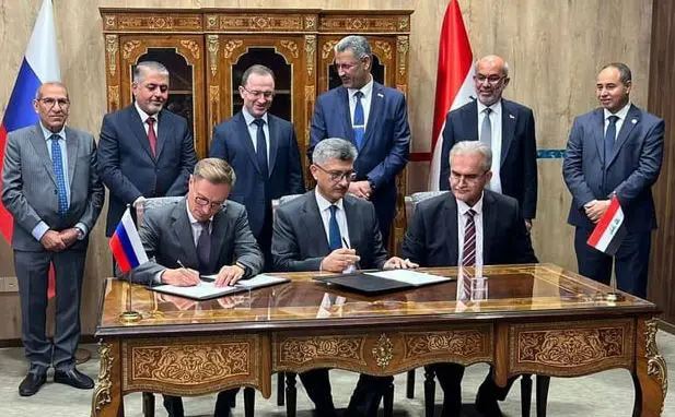 میدان اریدو بزرگترین کشف نفت در عراق در 20 سال گذشته است، در ماه مارس شرکت دولتی نفت ذی قار عراق (DQOC) به طور رسمی توسعه ذخایر بلوک 10، از جمله برای کل میدان اریدو را تایید کرد.