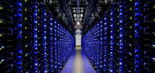 کمیسیون تنظیم مقررات انرژی فدرال ایالات متحده (FERC) یک به روز رسانی خط مشی انتقال عمده را برای افزایش ظرفیت و قابلیت اطمینان شبکه تایید کرده است.