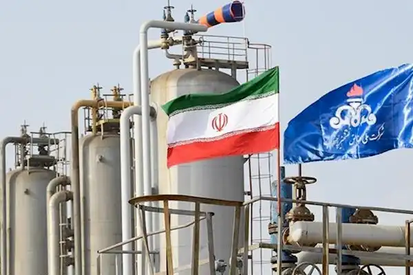 شرکت ملی نفت ایران همچنین، با تاکید بر افزایش تولید در حوزه میادین مشترک، بخش قابل توجهی از اهداف تولیدی خود را نیز متوجه حوزه غرب کارون کرده است.