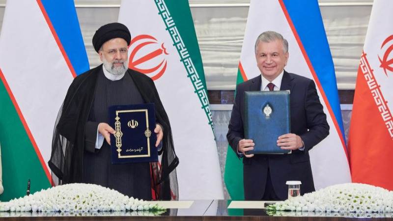 ایران و ازبکستان به دنبال تقویت همکاری ها هستند