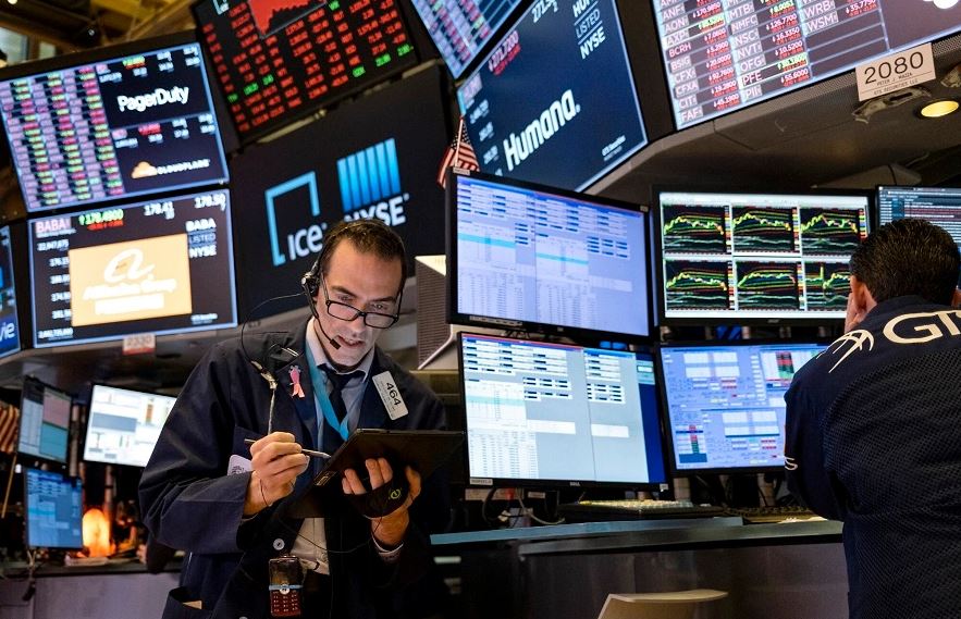 تسلا در صدر فهرست سهام مورد علاقه سرمایه گذاران خرد قرار دارد