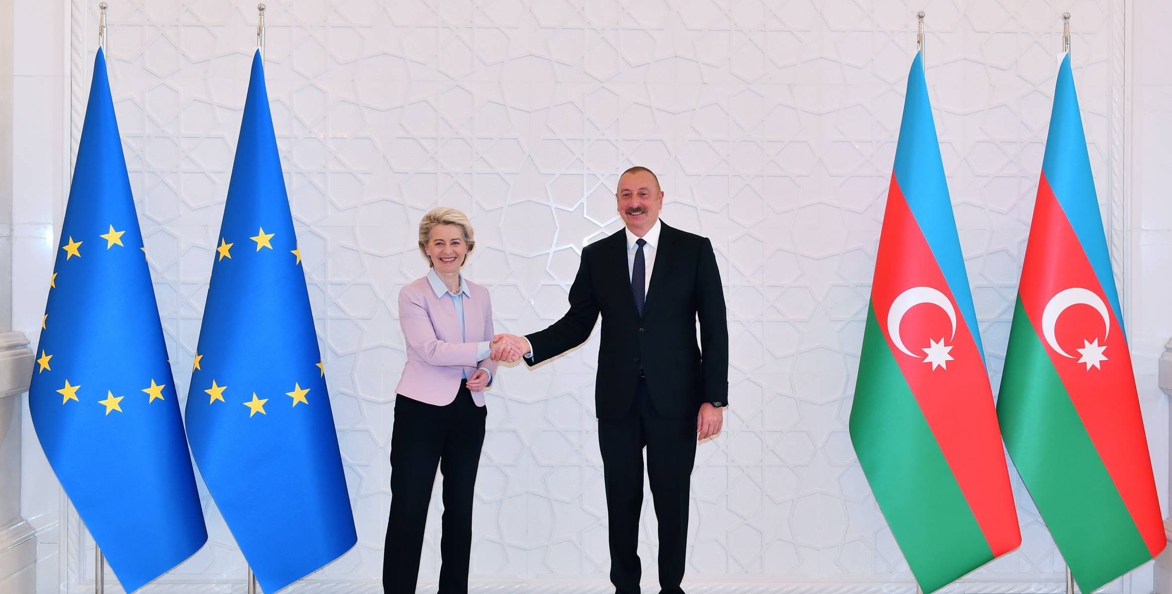 ارمنستان و آذربایجان به سوی صلح گام برمی دارند