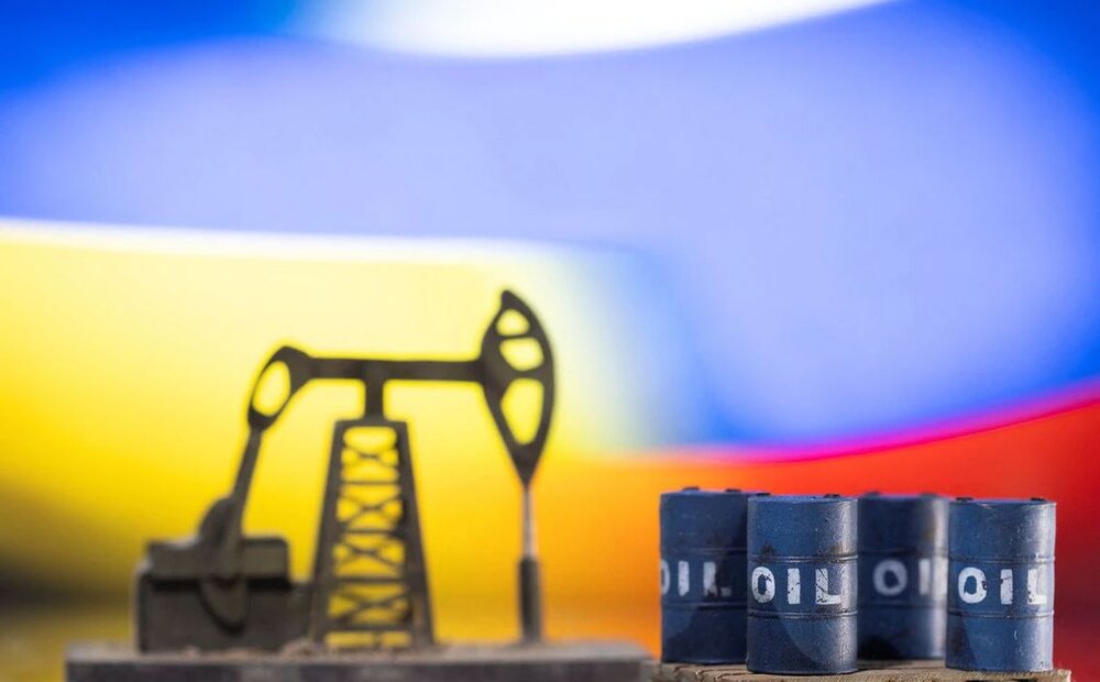 کاهش ۷۰۰ هزار بشکه ای تولید نفت روسیه در ماه مارس