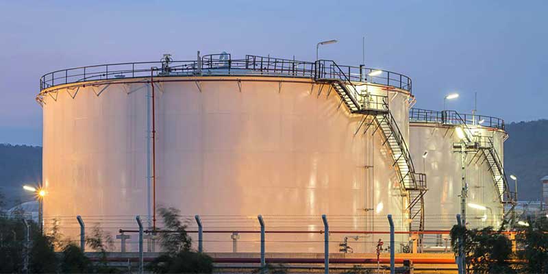۲ میلیون بشکه ظرفیت ذخیره نفت‌ خام در سواحل دریای عمان